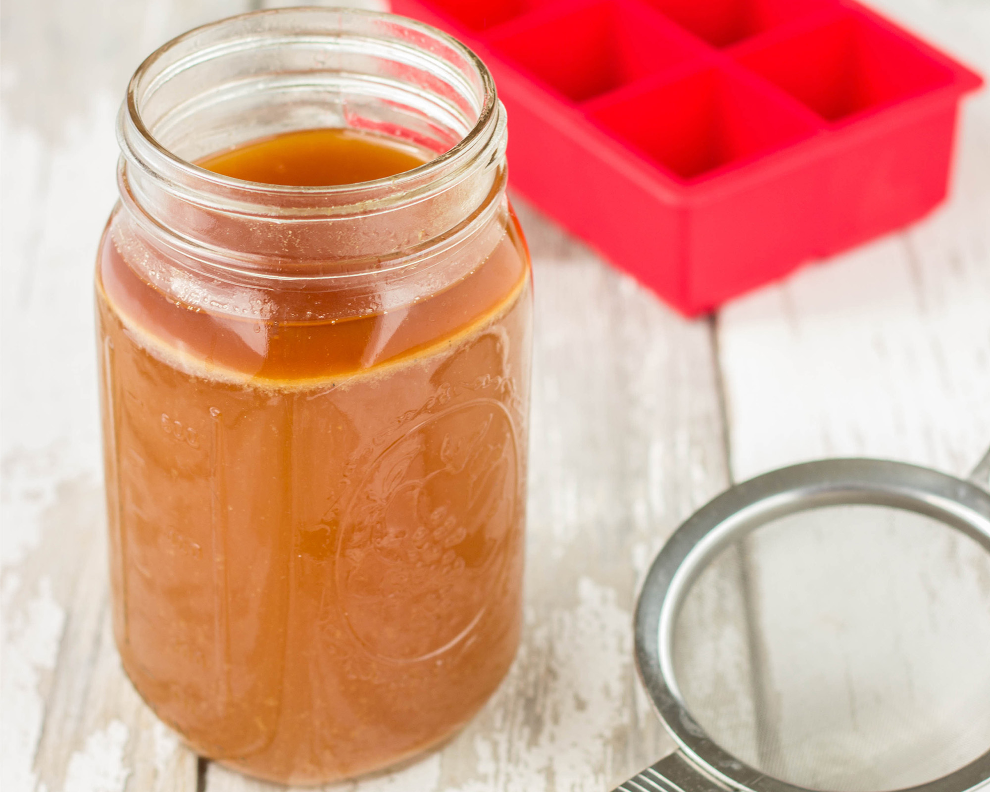 Long-Simmered Chicken Bone Broth