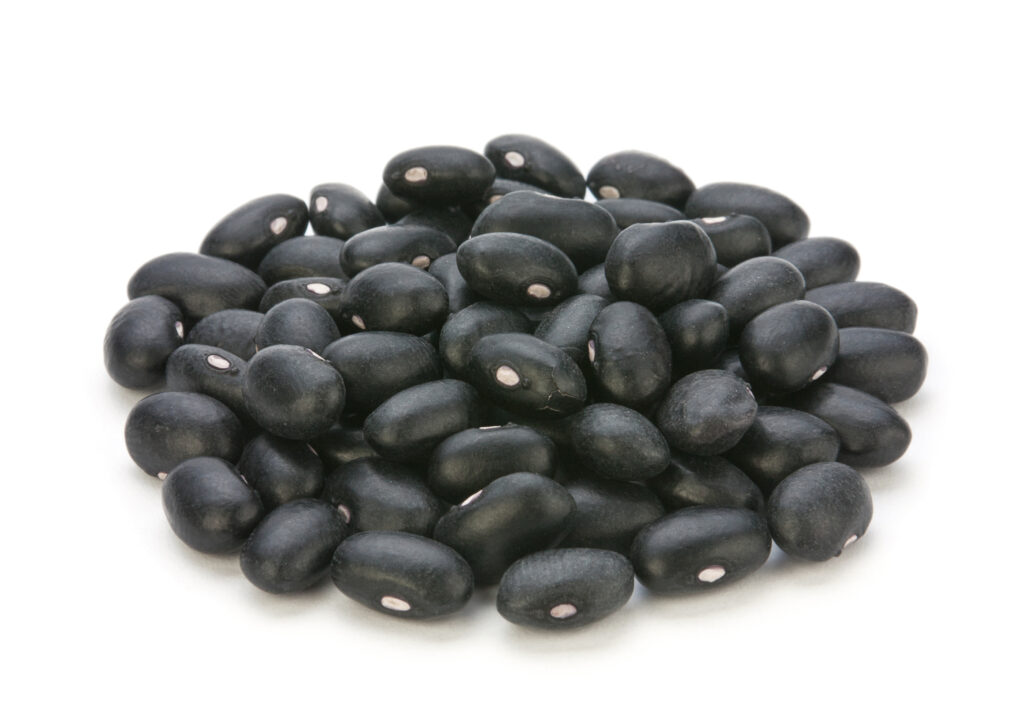An image of black beans.