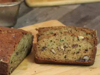 zucchini bread on cutting board