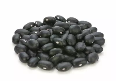 An image of black beans.