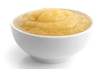 An image of a bowl of apple sauce.